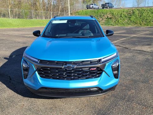 New 2026 Chevrolet Trax RS image 4