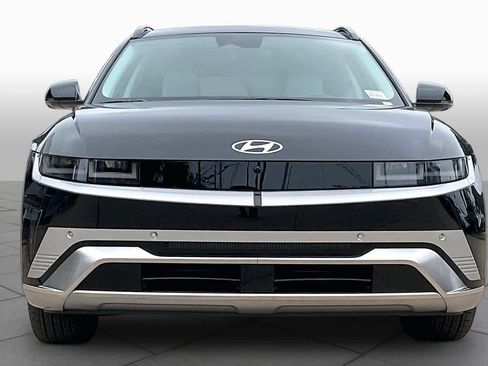 Certified 2026 Hyundai Ioniq 5 Limited RWD image 3