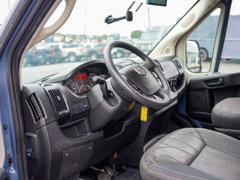 Used 2020 RAM ProMaster 3500 FWD image 2