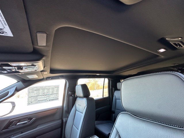New 2026 GMC Yukon XL Denali w/ Sun & Power Step Package AWD/4WD image 23