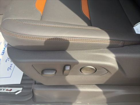 New 2026 GMC Sierra 1500 AT4 image 18
