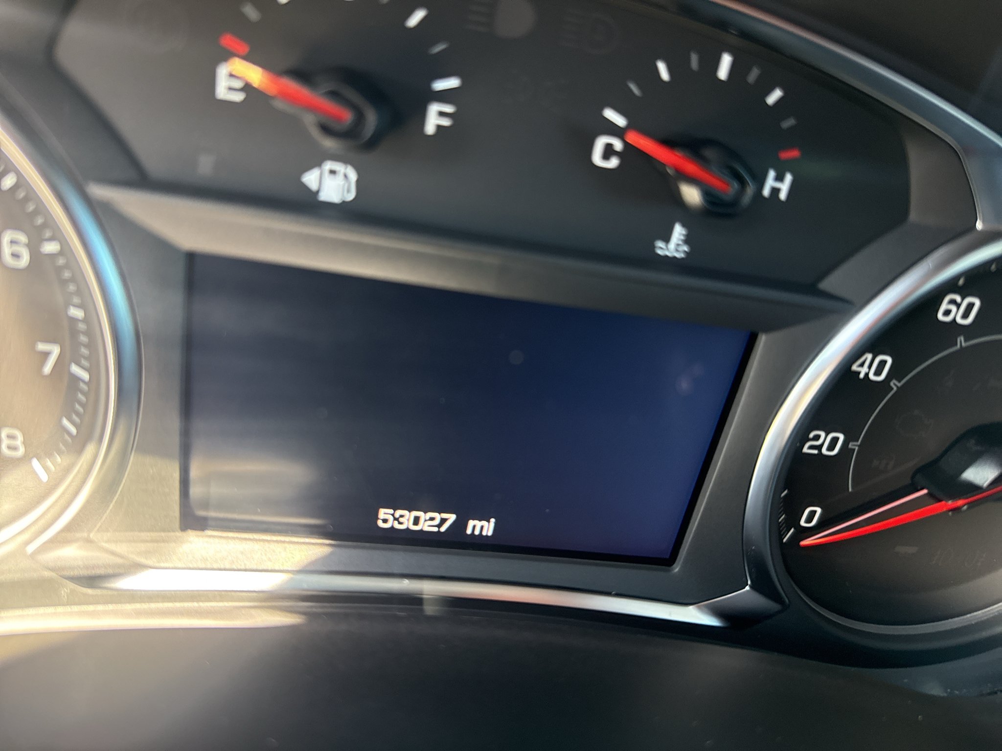 Used 2024 GMC Terrain SLE AWD/4WD image 13