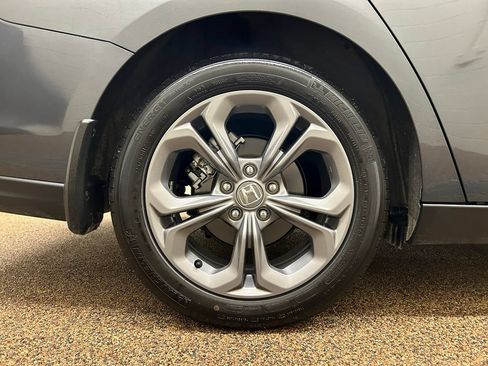 Used 2024 Honda Accord EX image 27