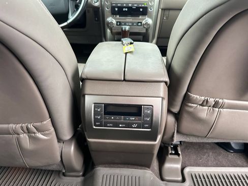 Used 2019 Lexus GX 460 Premium AWD/4WD image 34
