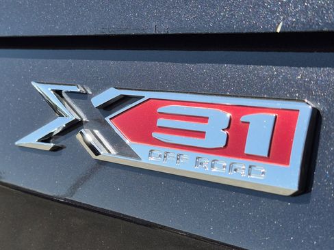 Used 2023 GMC Sierra 1500 SLT w/ SLT Premium Package image 13