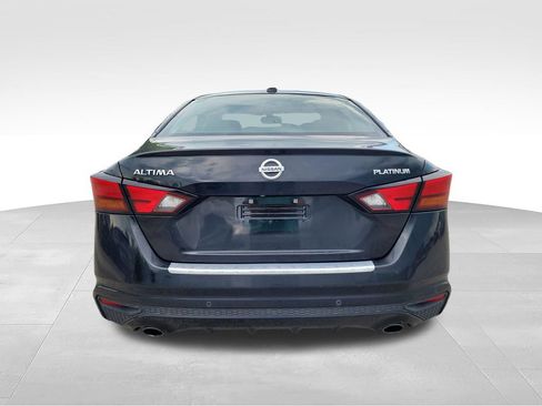 Used 2020 Nissan Altima 2.5 Platinum FWD image 7