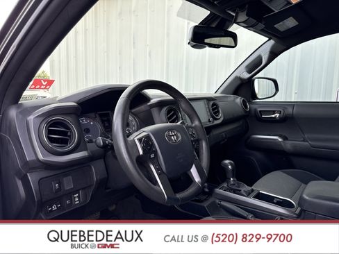 Used 2020 Toyota Tacoma TRD Off-Road image 15