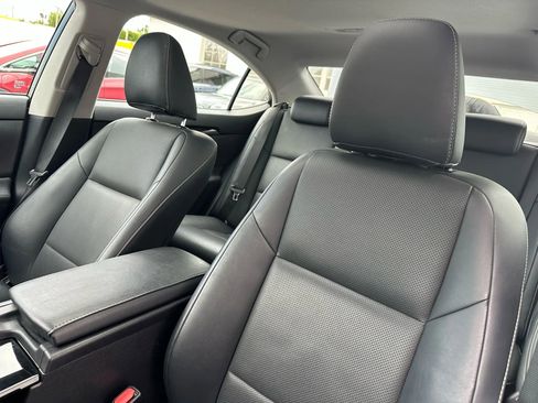 Used 2016 Lexus ES 350 w/ Premium Package w/Wood Trim image 11