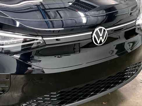 New 2026 Volkswagen ID.4 Pro image 32