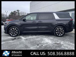 Used 2024 Kia Carnival EX video 2