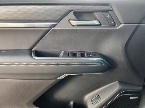 New 2026 GMC Acadia Elevation w/ Elevation Premium Package image 15