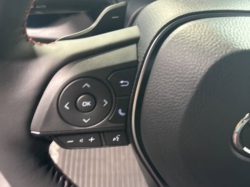 Used 2025 Toyota RAV4 XSE image 40