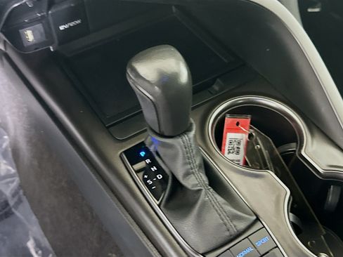 Used 2024 Toyota Camry SE w/ Convenience Package FWD image 21