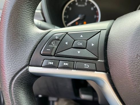 Used 2023 Nissan Altima 2.5 SV image 9