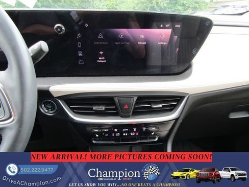 Used 2024 Buick Encore GX Avenir w/ Avenir Convenience Package AWD/4WD image 16