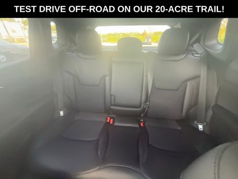 New 2026 Jeep Compass Trailhawk image 23