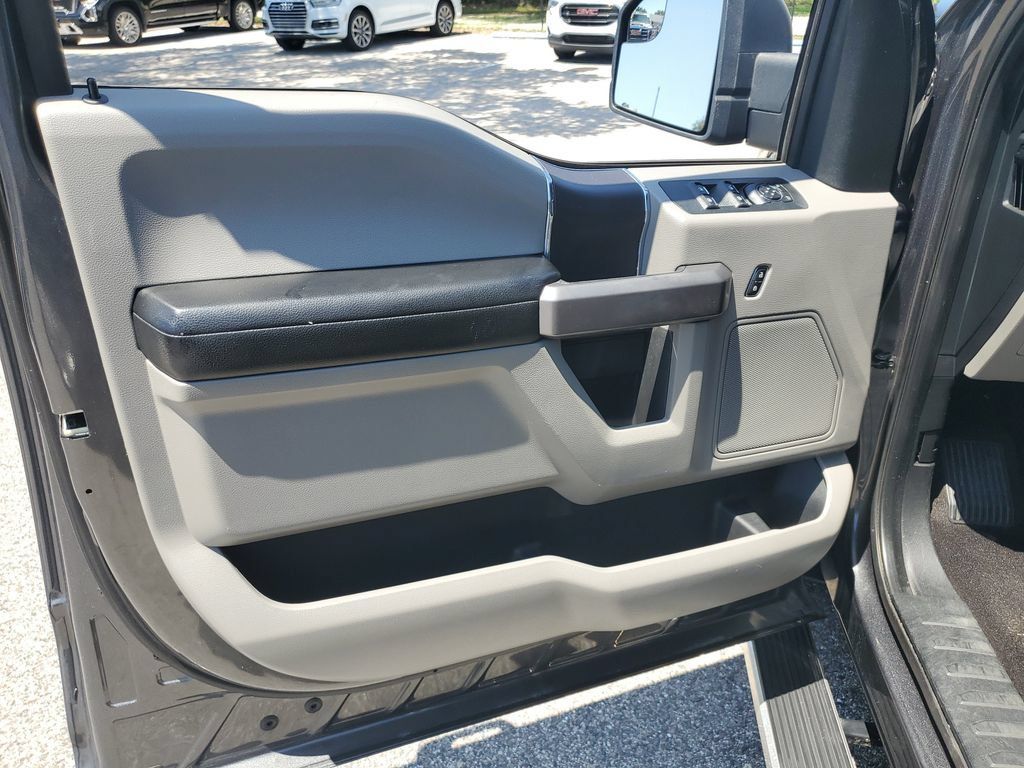 Used 2019 Ford F150 XLT RWD image 22
