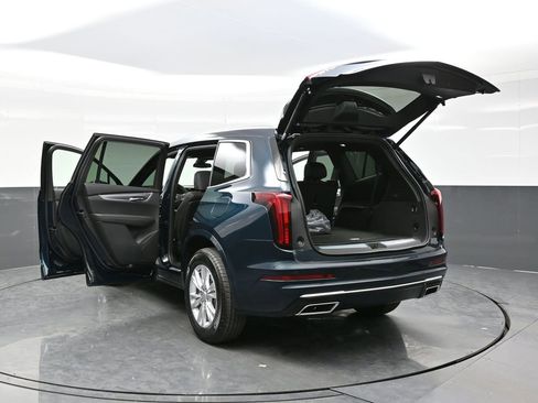 New 2025 Cadillac XT6 Luxury w/ LPO, Floor Liner Package image 37