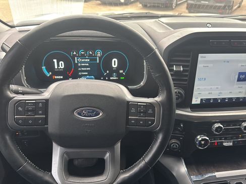 Used 2021 Ford F150 Lariat w/ Equipment Group 502A High image 23