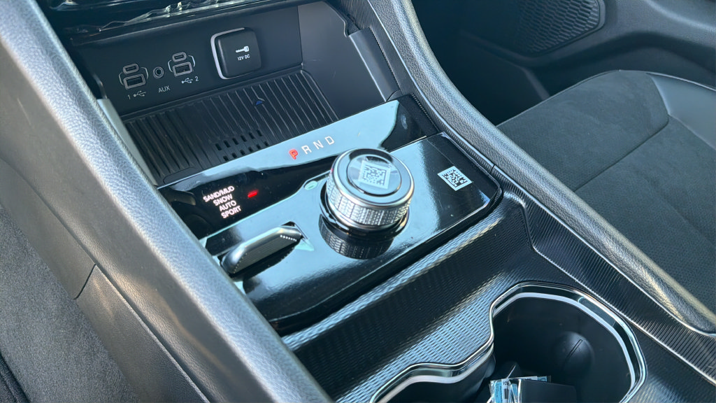 New 2027 Jeep Grand Cherokee Altitude AWD/4WD image 19