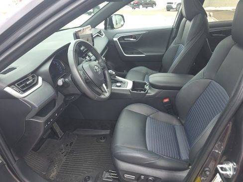 Certified 2025 Toyota RAV4 XSE w/ Weather Package image 9