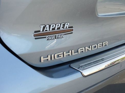 Used 2022 Toyota Highlander Limited AWD/4WD image 6