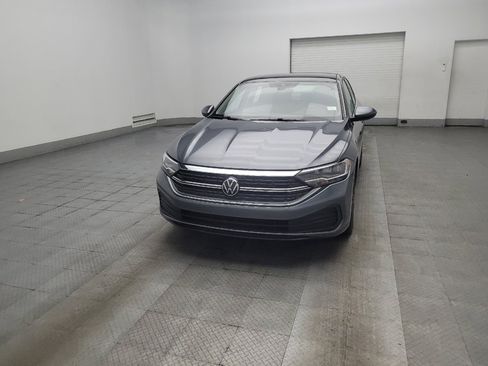 Used 2024 Volkswagen Jetta SE FWD image 15