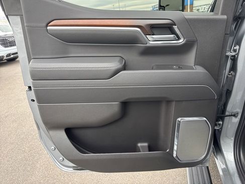 Used 2025 GMC Sierra 1500 Denali w/ Denali Reserve Package image 31