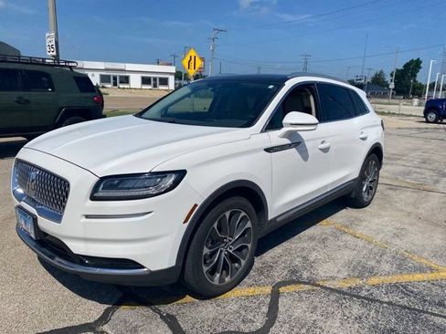 Used 2021 Lincoln Nautilus Reserve w/ Class II Trailer Tow Package AWD/4WD image 2