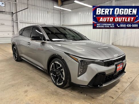 Used 2025 Kia K4 GT-Line FWD image 1