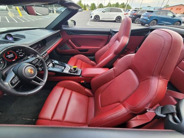 Used 2022 Porsche 911 Carrera GTS RWD image 16