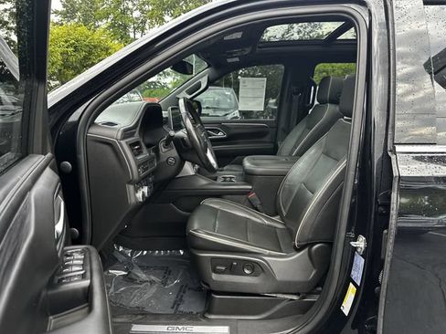 Used 2021 GMC Yukon XL SLT w/ SLT Luxury Plus Package AWD/4WD image 19