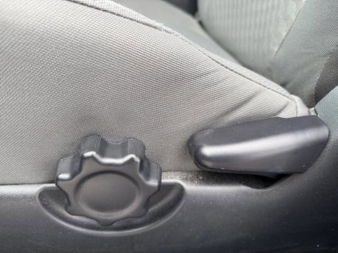 Used 2023 Toyota Tacoma SR image 33