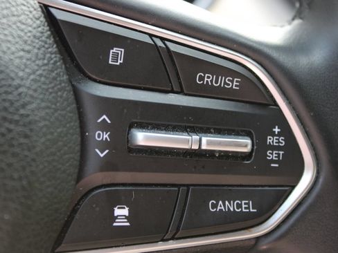 Used 2020 Hyundai Santa Fe Limited AWD/4WD image 19