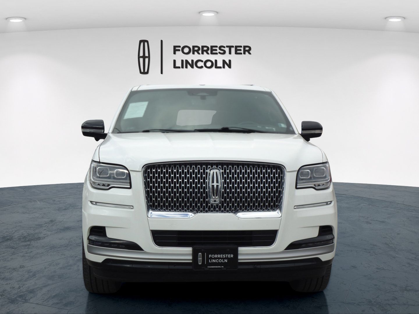 Used 2023 Lincoln Navigator Reserve AWD/4WD image 9
