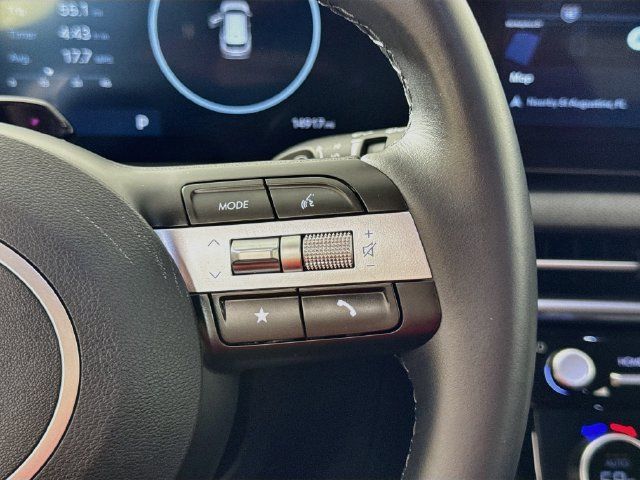 Certified 2025 Hyundai Tucson SEL FWD image 18