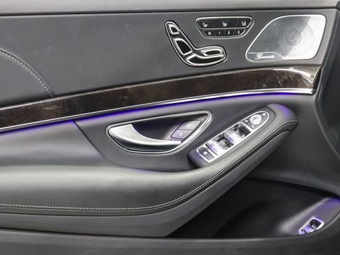 Used 2016 Mercedes-Benz S 550 Sedan image 22