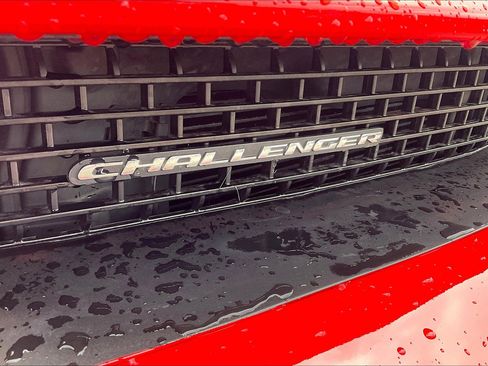 Used 2022 Dodge Challenger GT image 32