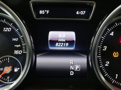 Used 2017 Mercedes-Benz GLS 450 4MATIC image 35