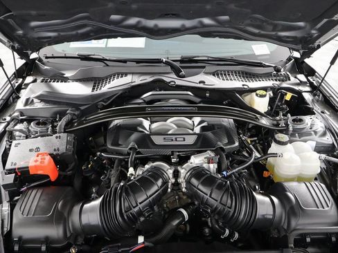 Used 2025 Ford Mustang Dark Horse RWD image 14