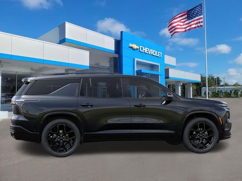 New 2026 Chevrolet Traverse RS image 5
