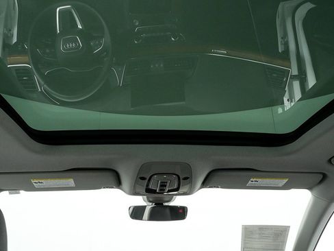 Used 2021 Audi Q5 2.0T Premium Plus w/ Premium Plus Package image 18