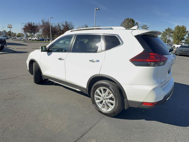 Used 2018 Nissan Rogue SV w/ Premium Package AWD/4WD image 4