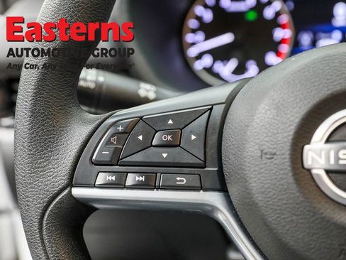 Used 2024 Nissan Sentra SV image 15