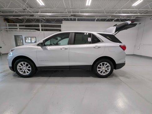 Used 2021 Chevrolet Equinox LT w/ LPO, Cargo Package AWD/4WD image 12