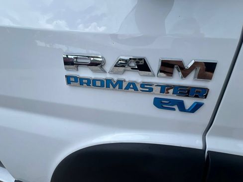 Used 2025 RAM ProMaster 3500 FWD image 22