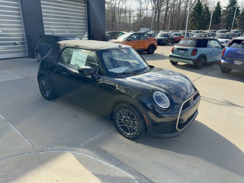 New 2026 MINI Cooper S image 2