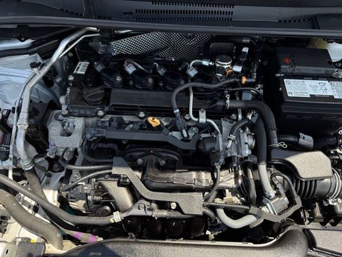 Used 2023 Toyota Corolla LE FWD image 39