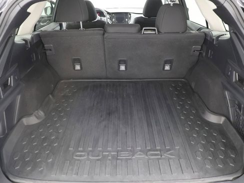 Used 2024 Subaru Outback Premium AWD/4WD image 25