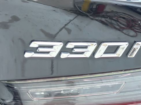 Used 2021 BMW 330i Sedan w/ Convenience Package RWD image 27